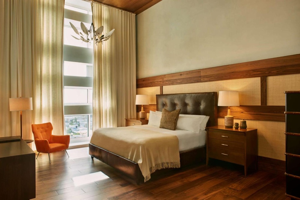 Nautilus Sonesta Miami Beach